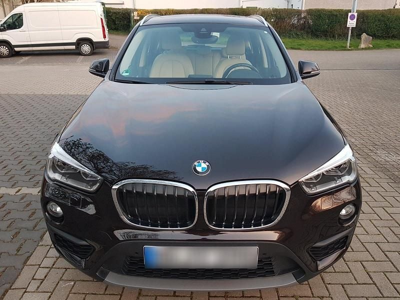 Gebraucht BMW X1 Performance 190 PS (139 kW) 2016 Braun SUV