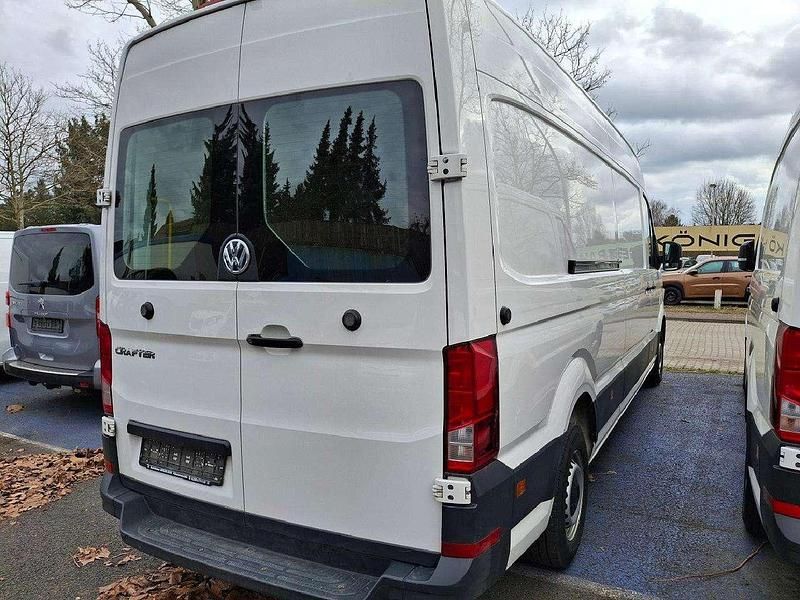 Gebraucht VW Crafter 140 PS (102 kW) 2022 Candyweiß Van