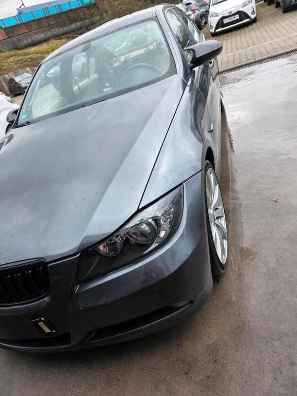 Braun Gebraucht 2008 BMW 320 M Sport Limousine | 6.399 € (Fairer Preis) - Bild 1/4