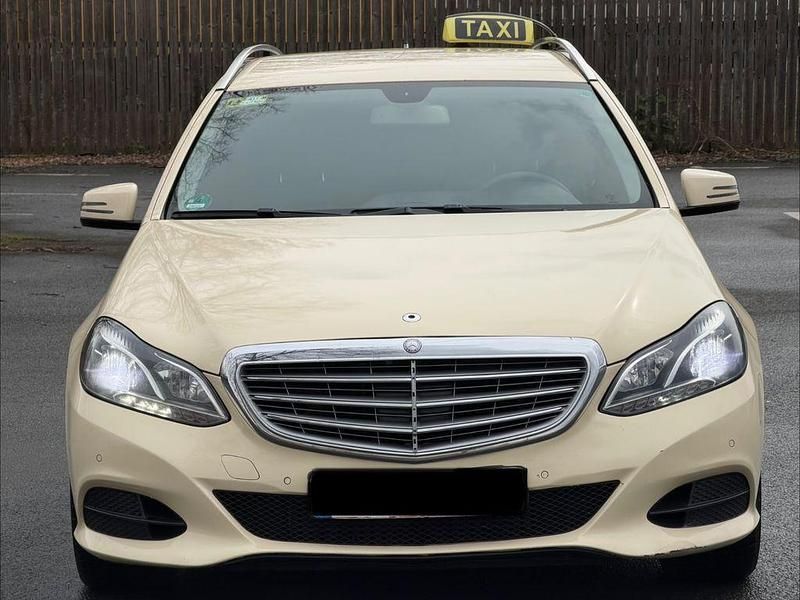 Gebraucht Mercedes E200 136 PS (100 kW) 2016 Gelb Kombi