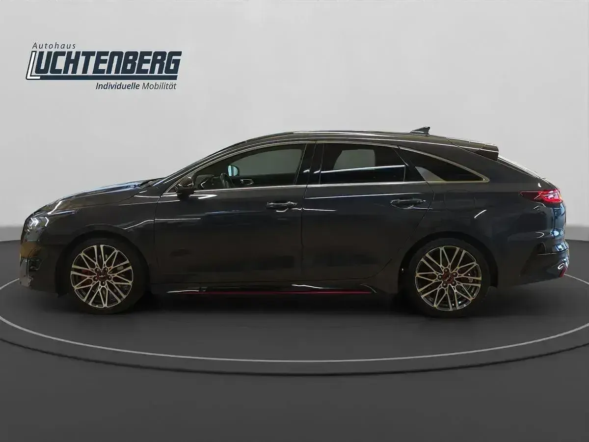 Gebraucht Kia ProCeed GT 204 PS (150 kW) 2024 Grau Kombi