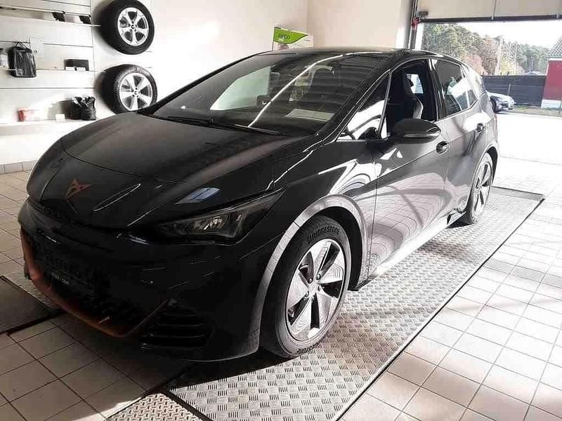 Gebraucht Cupra Born 150 kW (204 PS) 2023 Vulcan grey Kleinwagen