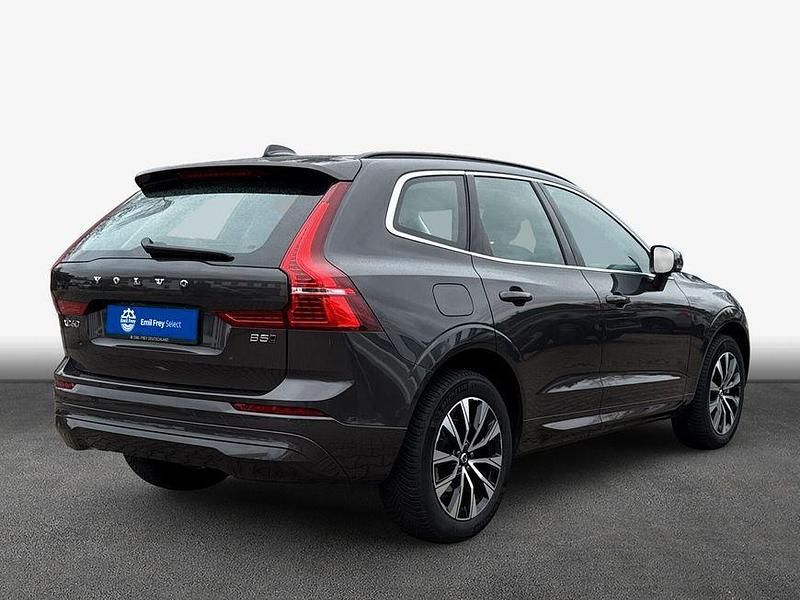 Gebraucht Volvo XC60 Core 250 PS (183 kW) 2024 Platinum grey SUV