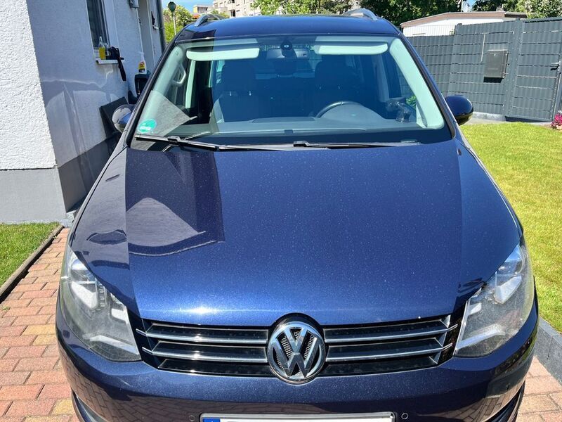 Blau Gebraucht 2013 VW Sharan Life Van / Kleinbus | 17.500 € (Etwas zu teuer) - Bild 1/4