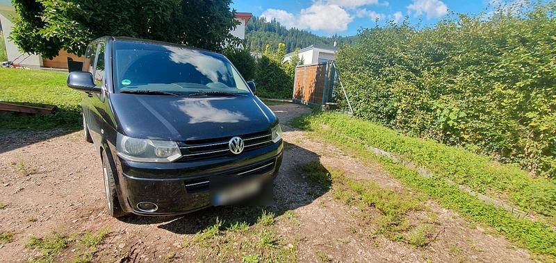 Schwarz Gebraucht 2010 VW T5 Van | 15.900 € (Teuer) - Bild 1/4