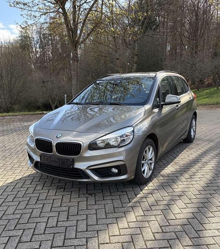 Gebraucht BMW 218 136 PS (100 kW) 2015 Grau Van / Kleinbus
