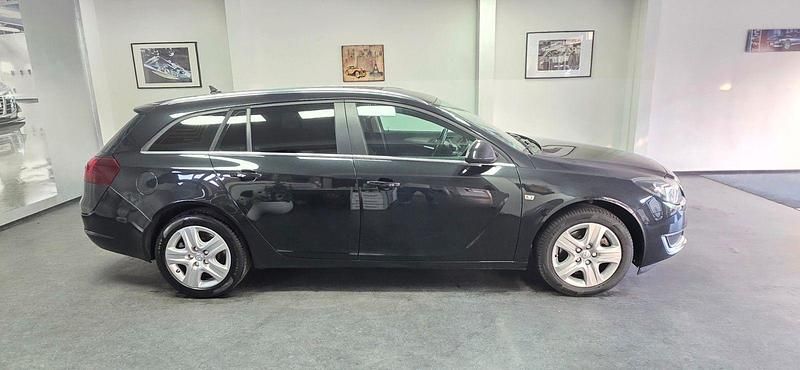 Gebraucht Opel Insignia Edition 170 PS (125 kW) 2016 Schwarz Kombi