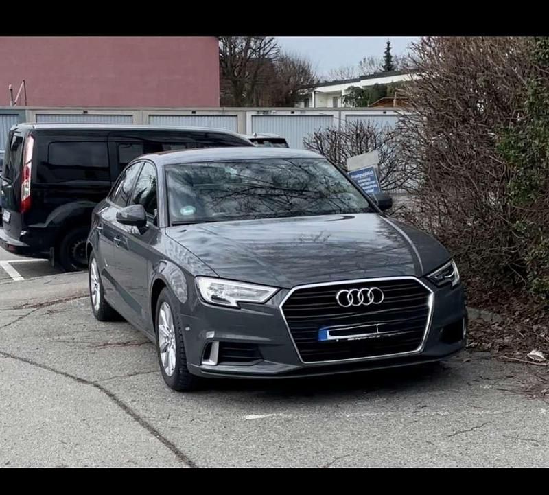 Usata Audi A3 150 CV (110 kW) 2017 Grigio Berlina