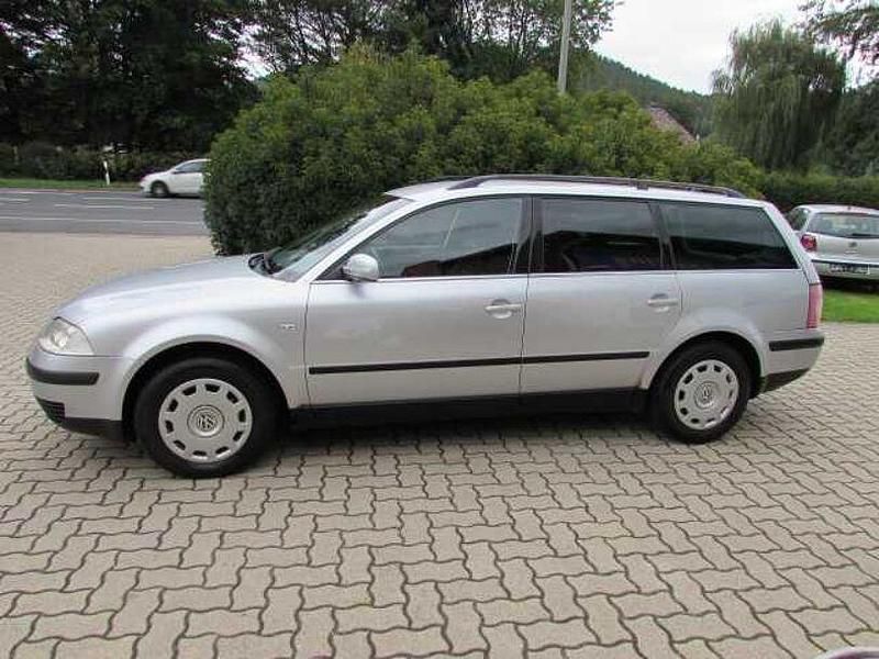 Gebraucht VW Passat 116 PS (85 kW) 2002 Silber Kombi