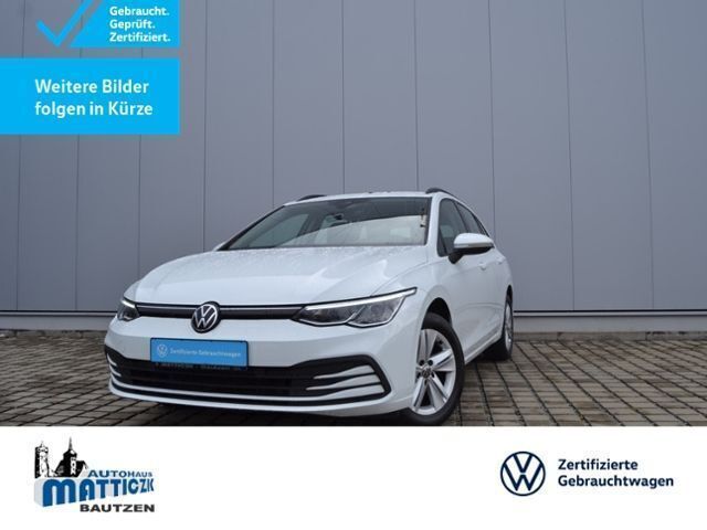 Weiß Gebraucht 2021 VW Golf VIII Life Kombi | 18.439 € (Fairer Preis) - Bild 1/3