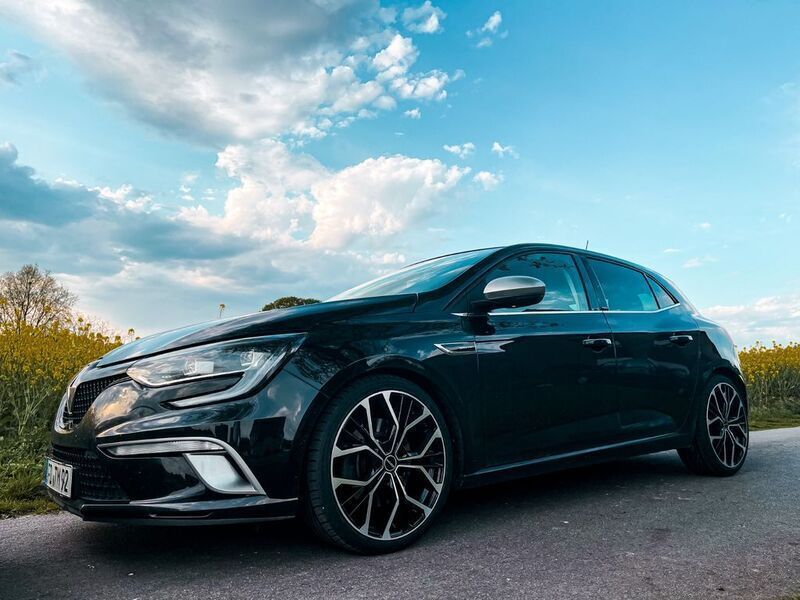 Schwarz Gebraucht 2016 Renault Mégane III GT Limousine | 13.000 € (Etwas zu teuer) - Bild 1/4