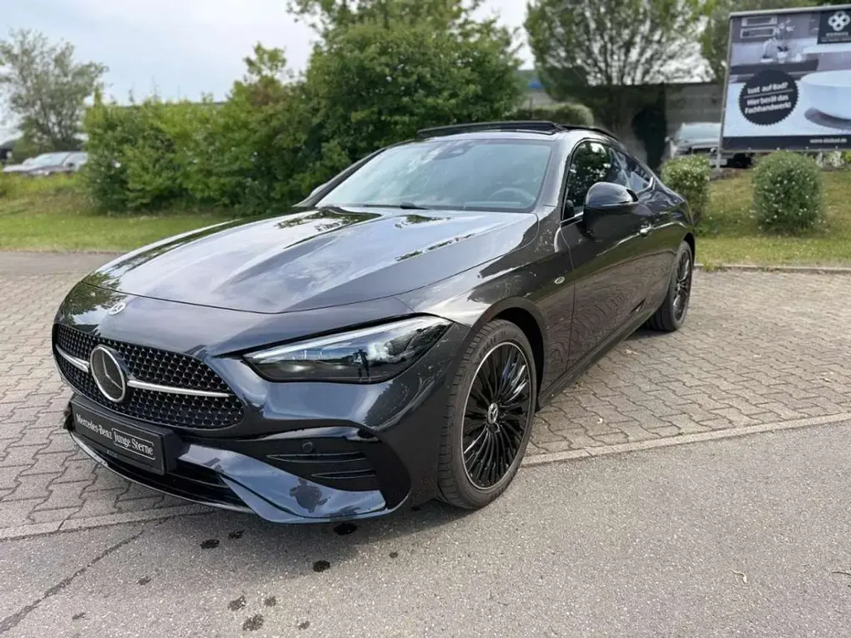Gebraucht Mercedes CLE300 AMG 204 PS (150 kW) 2025 Metalliclack graphitgrau Coupé