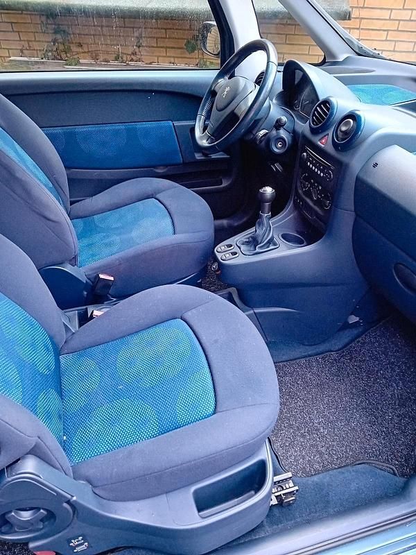 Gebraucht Peugeot 1007 68 PS (50 kW) 2007 Grau Van / Kleinbus