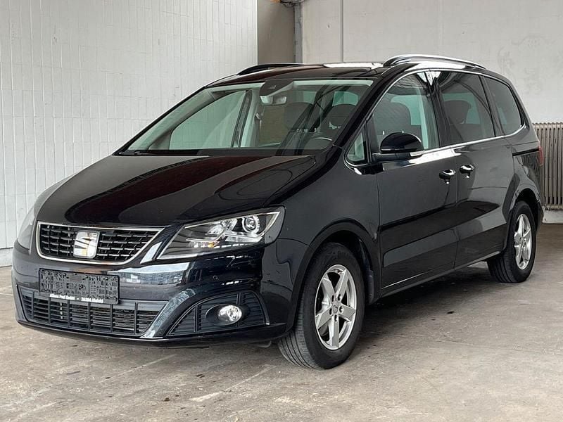 Schwarz Gebraucht 2021 Seat Alhambra Style Van / Kleinbus | 22.990 € (Fairer Preis) - Bild 1/4