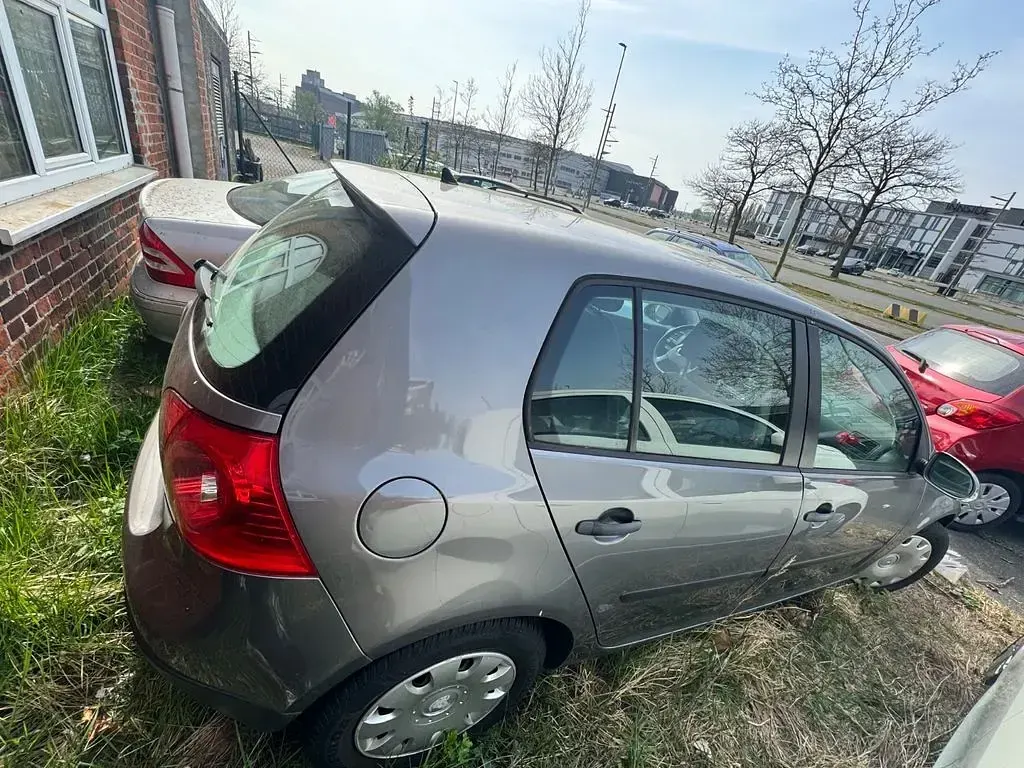 Gebraucht VW Golf V Trendline 75 PS (55 kW) 2006 Grau Kleinwagen