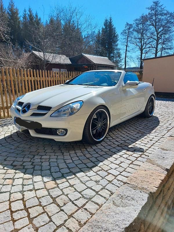 Gebraucht Mercedes SLK350 305 PS (224 kW) 2008 Weiß Cabrio