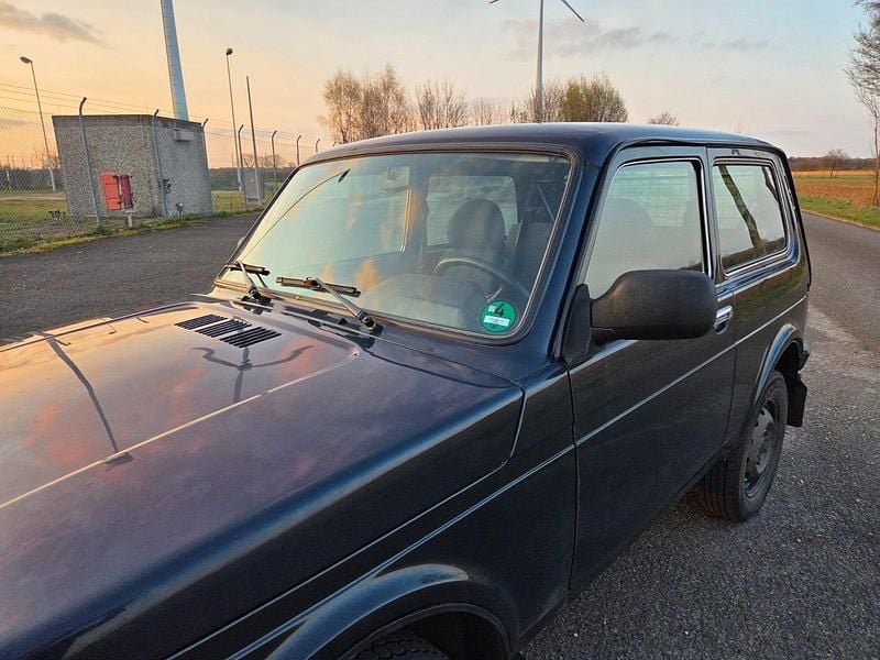 Gebraucht Lada Taiga 83 PS (61 kW) 2014 Grün SUV