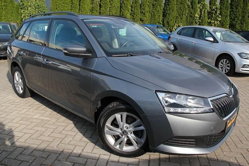 Gebraucht Skoda Fabia Ambition 95 PS (69 kW) 2022 Grau Kleinwagen
