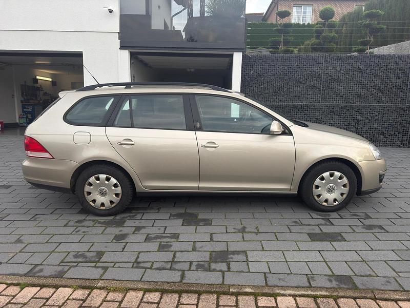 Gold Gebraucht 2009 VW Golf VI Kombi | 2.199 € (Superpreis) - Bild 1/4