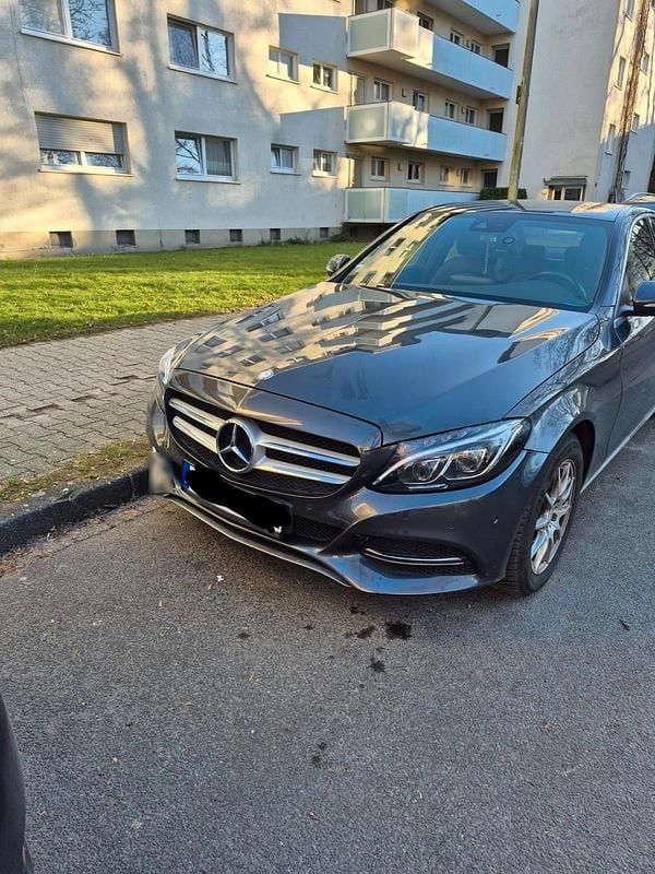 Gebraucht Mercedes C180 147 PS (108 kW) 2014 Grau Limousine