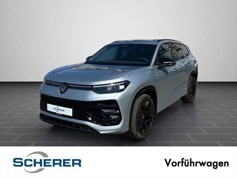 Oyster silver metallic (metallic) Gebraucht 2025 VW Tayron R-line SUV | 57.790 € (Superpreis) - Bild 1/4