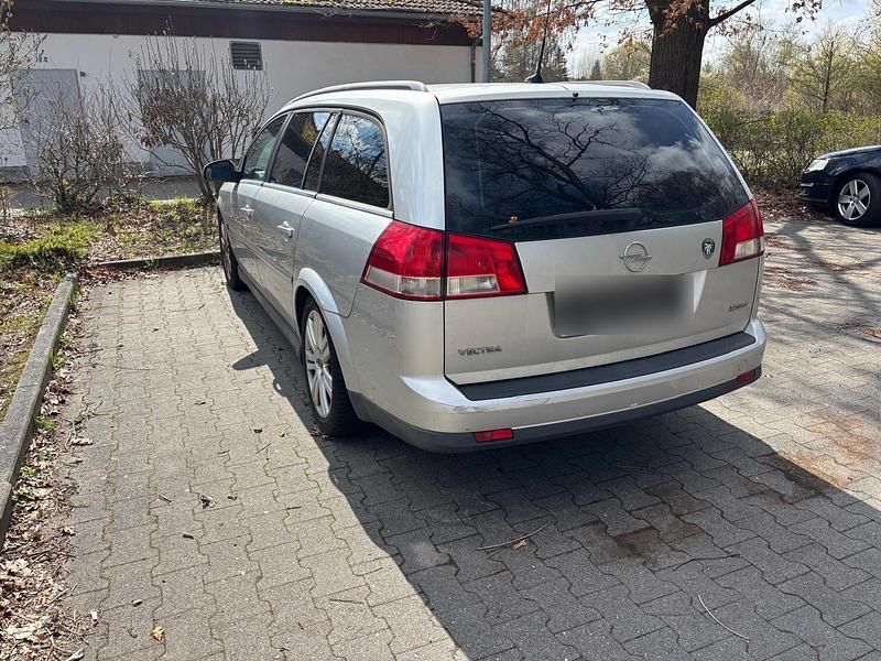 Gebraucht Opel Vectra 155 PS (114 kW) 2005 Silber Kombi