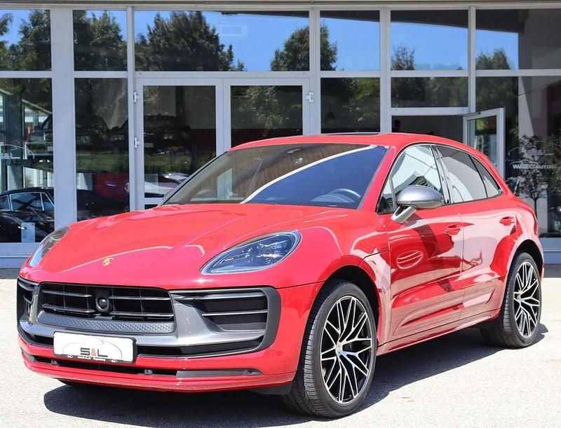 Karminrot Gebraucht 2023 Porsche Macan Turbo Chrono SUV | 67.900 € (Teuer) - Bild 1/4
