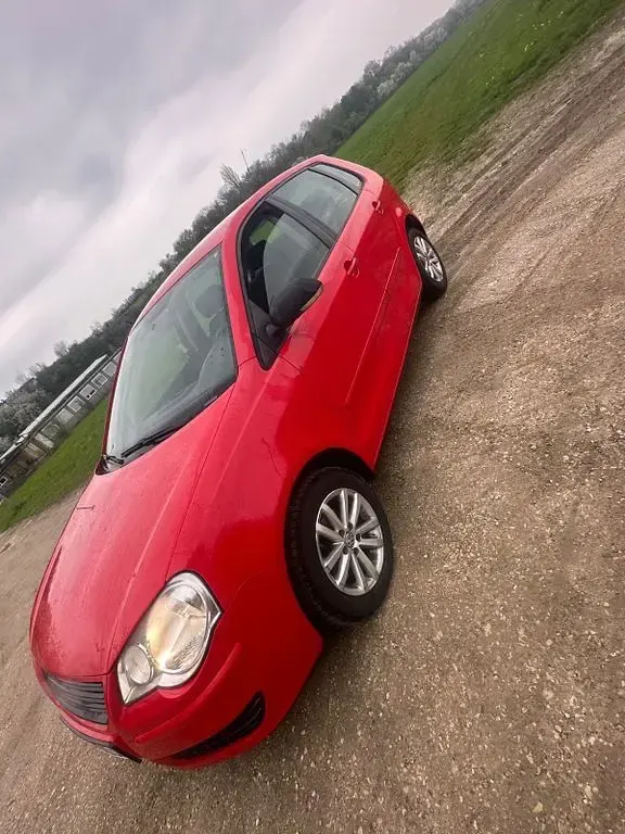 Gebraucht VW Polo 80 PS (58 kW) 2007 Rot Kleinwagen