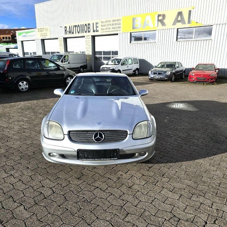 Silber Gebraucht 2000 Mercedes SLK230 Cabrio | 1.450 € (Superpreis) - Bild 1/4