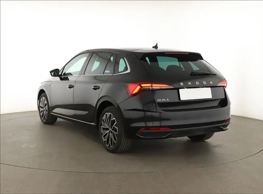 Gebraucht Skoda Scala Drive 116 PS (85 kW) 2025 Schwarz Kleinwagen