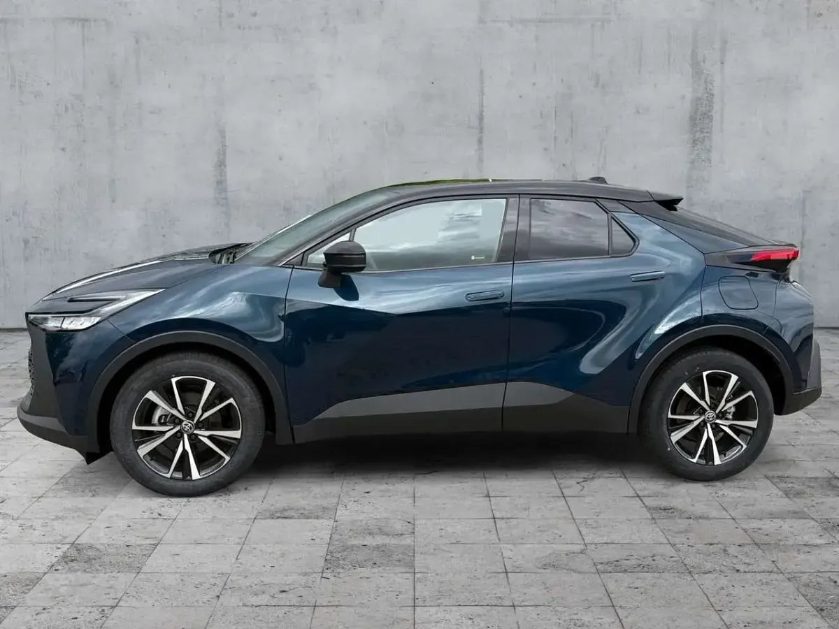 Neu Toyota C-HR Team 197 PS (144 kW) 2025 Dark teal mica metallic (785)/ SUV