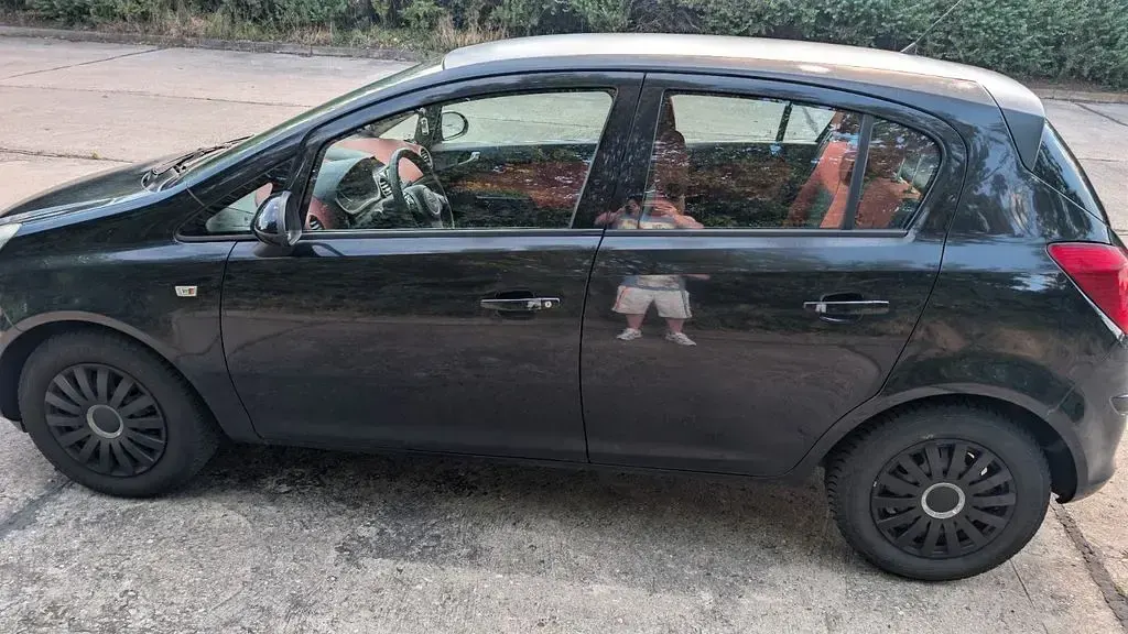 Gebraucht Opel Corsa Selection 60 PS (44 kW) 2009 Schwarz Kleinwagen