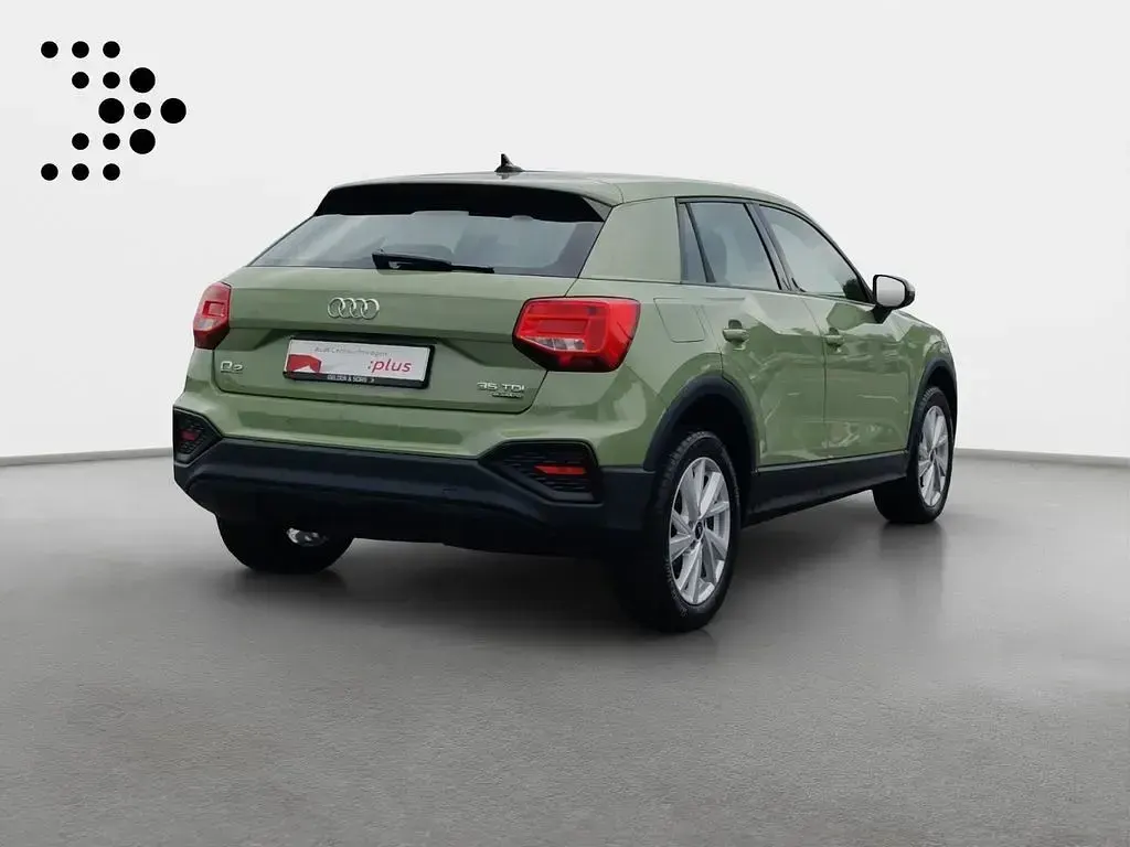 Gebraucht Audi Q2 Comfort 150 PS (110 kW) 2023 Apfelgrün metallic SUV