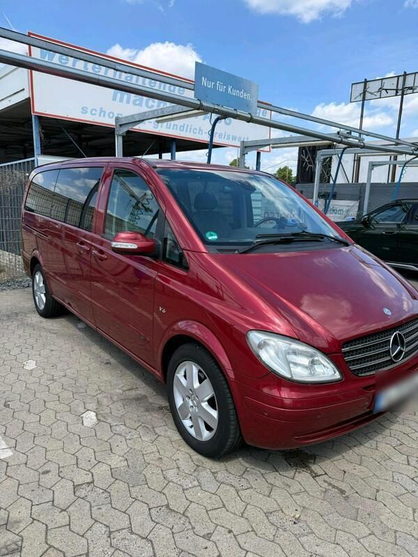 Rot Gebraucht 2008 Mercedes Viano Van / Kleinbus | 9.800 € (Superpreis) - Bild 1/4