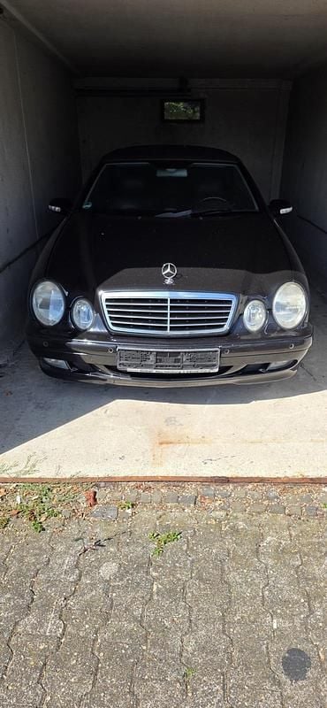 Schwarz Gebraucht 2001 Mercedes CLK320 Cabrio | 2.999 € (Superpreis) - Bild 1/4