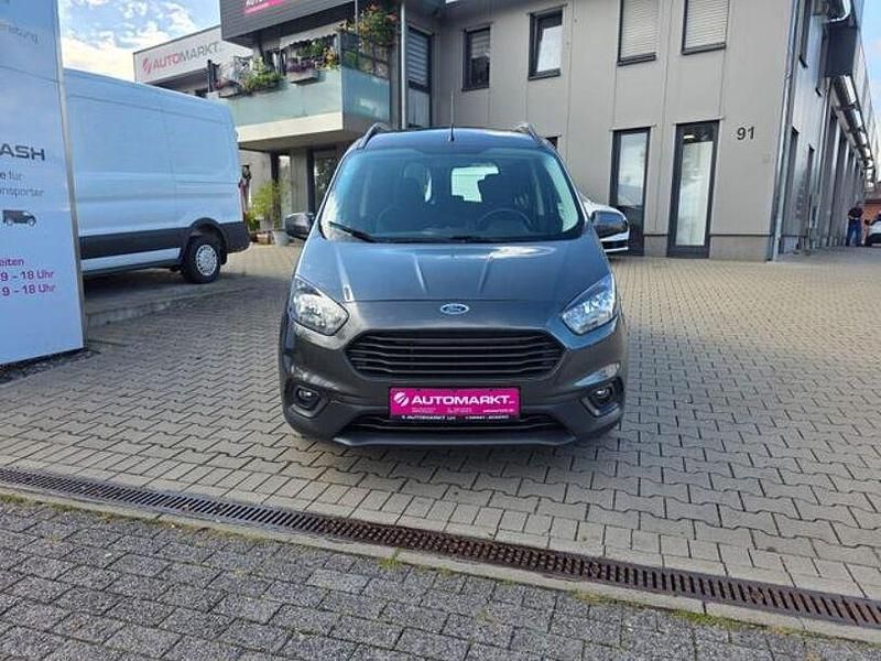 Gebraucht Ford Transit Trend 101 PS (74 kW) 2019 Grau Limousine