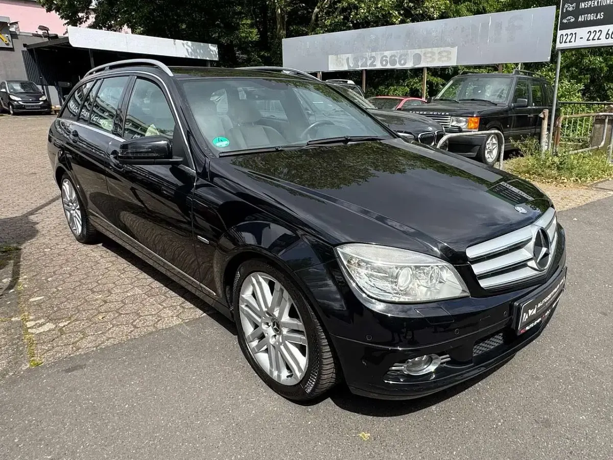 Gebraucht Mercedes C250 204 PS (150 kW) 2010 Obsidianschwarz  metalliclack Kombi