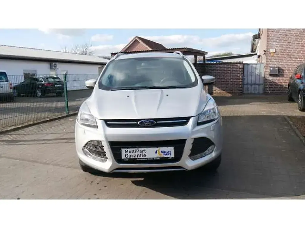 Gebraucht Ford Kuga SYNC Edition 182 PS (133 kW) 2015 Polarsilber (metallic) SUV