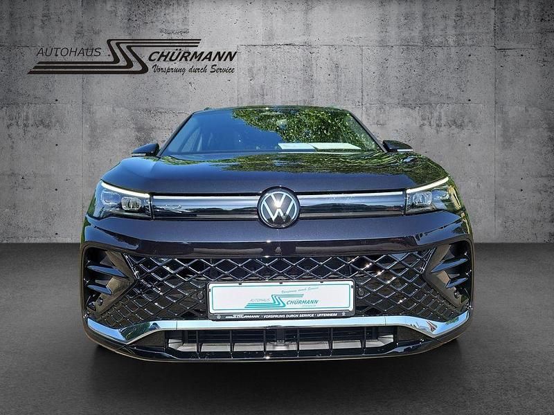Neu VW Tiguan R-line 150 PS (110 kW) 2025 Schwarz SUV