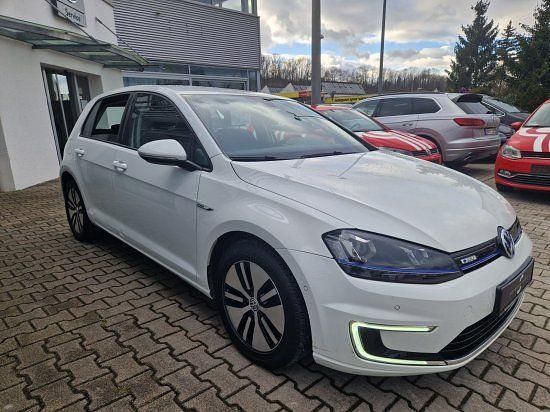 Gebraucht VW e-Golf 85 kW (116 PS) 2014 Pure white Kleinwagen