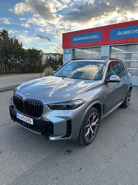 Gebraucht BMW X5 Performance 352 PS (258 kW) 2024 Grau SUV
