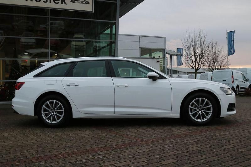 Gebraucht Audi A6 163 PS (119 kW) 2022 Weiß Kombi