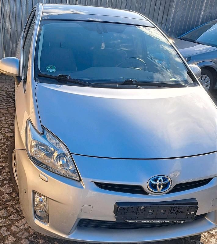 Gebraucht Toyota Prius Executive 99 PS (72 kW) 2009 Silber Kleinwagen