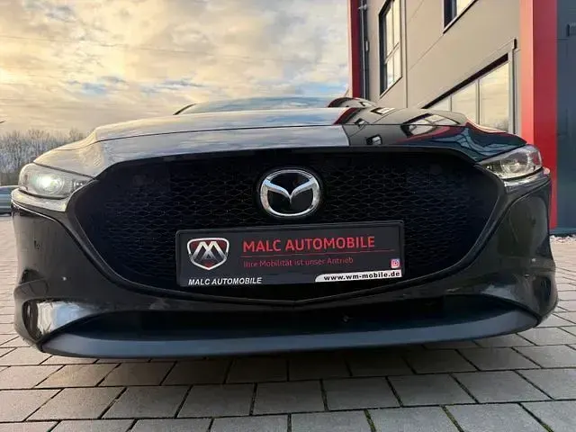 Gebraucht Mazda 3 Selection 122 PS (89 kW) 2019 Schwarz Limousine