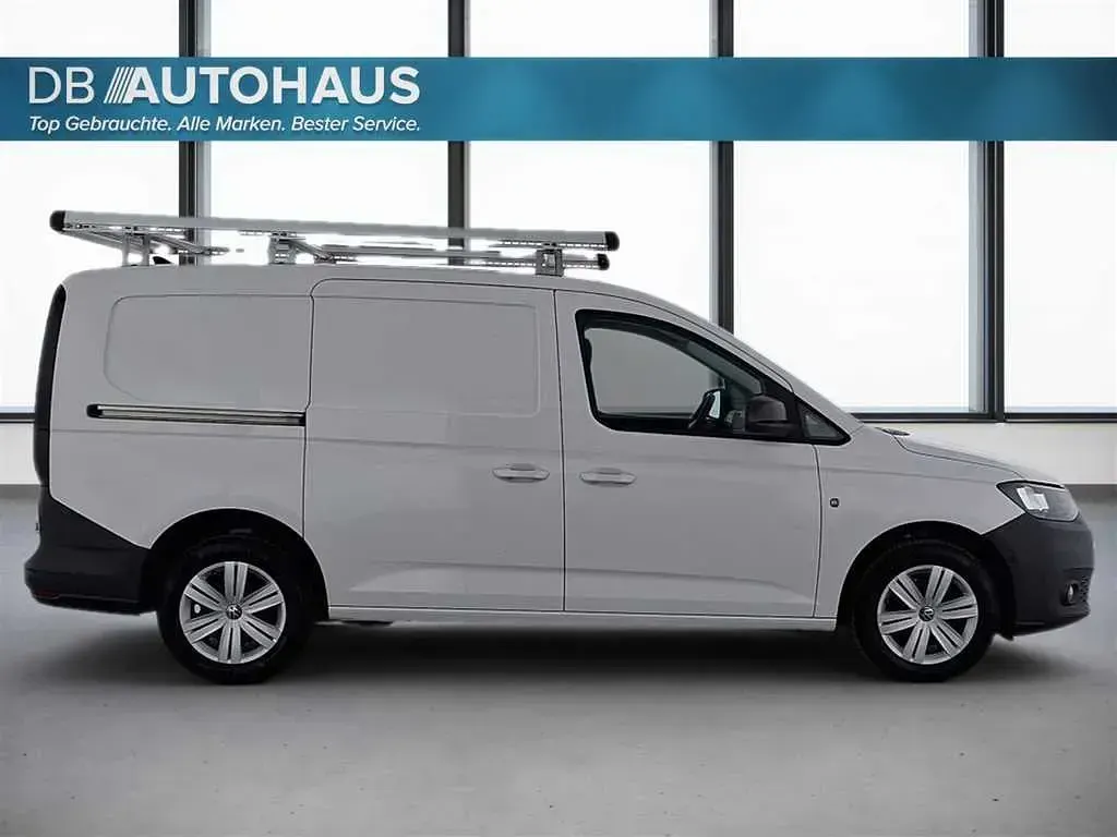 Gebraucht VW Caddy Maxi 102 PS (75 kW) 2023 Weiß Van / Kleinbus
