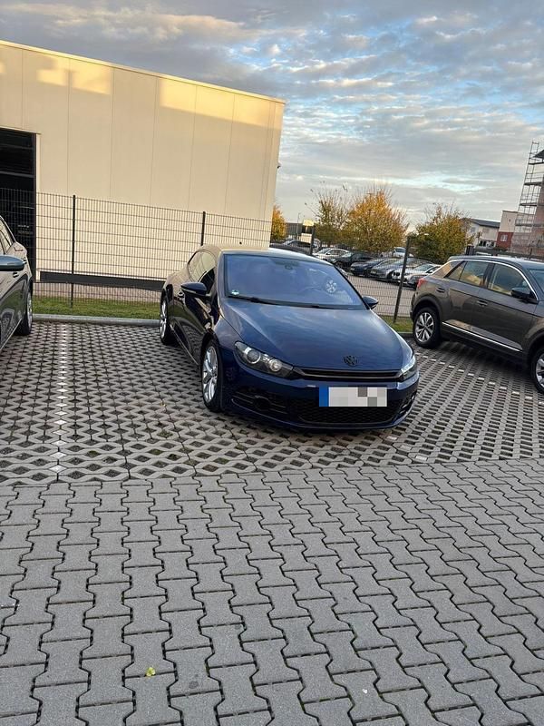 Blau Gebraucht 2009 VW Scirocco Sound Coupé | 5.999 € - Bild 1/4