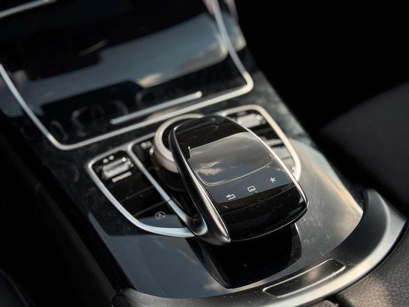 Gebraucht Mercedes C200 184 PS (135 kW) 2016 Silber Limousine