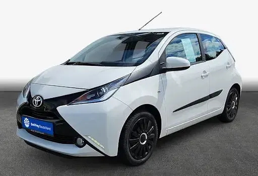 Gebraucht Toyota Aygo Basis 72 PS (52 kW) 2017 Pianosaweiß Kleinwagen