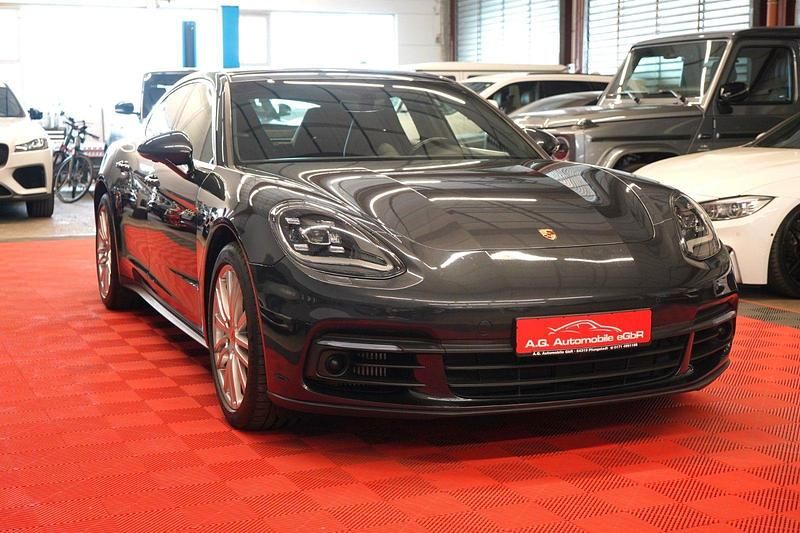 Second-hand Porsche Panamera 462 CP (339 kW) 2018 Negru Break