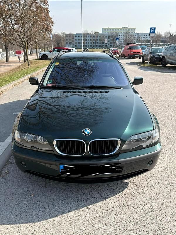 Gebraucht BMW 320 150 PS (110 kW) 2003 Grün Kombi